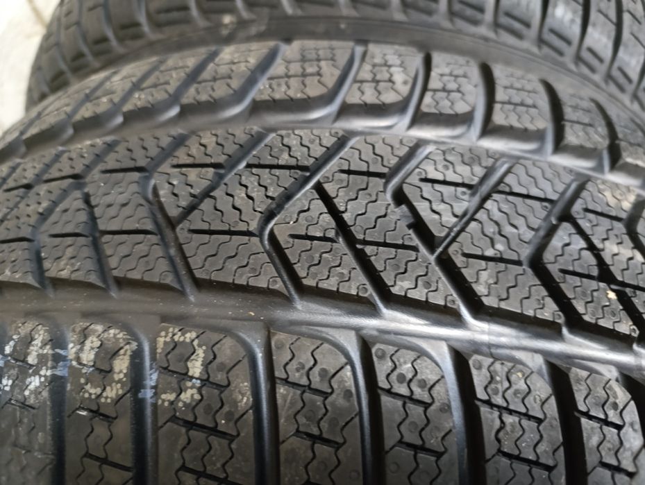 Зимни гуми Pirelli 225/50/17 Winter Sottozero 3