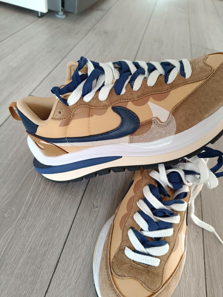 Nike sacai  nepurtati