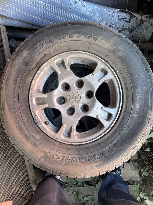 Джанти със зимни Гуми Mitsubishi Pajero 16ски