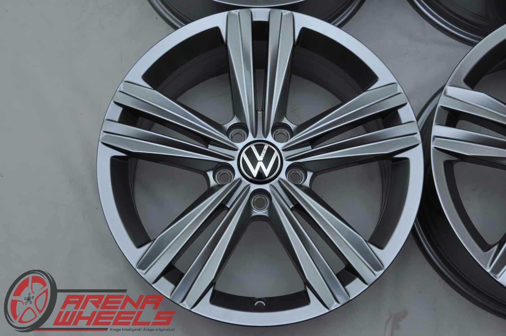 Jante Noi 17 inch Originale VW Passat B8 R-Line R17 Sebring