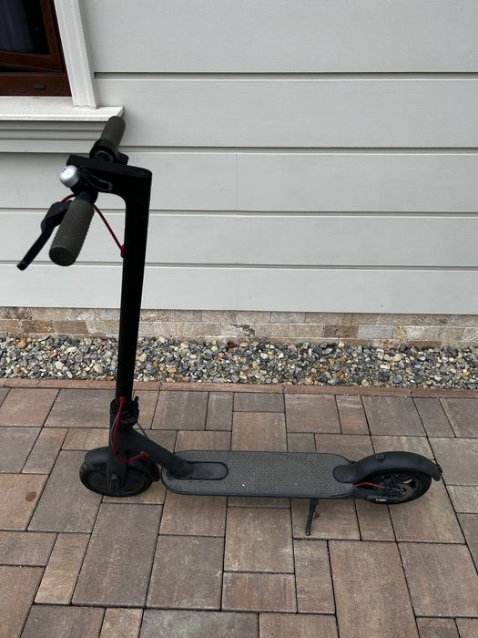 Trotineta electrica Xiaomi Mi (pret foarte bun)