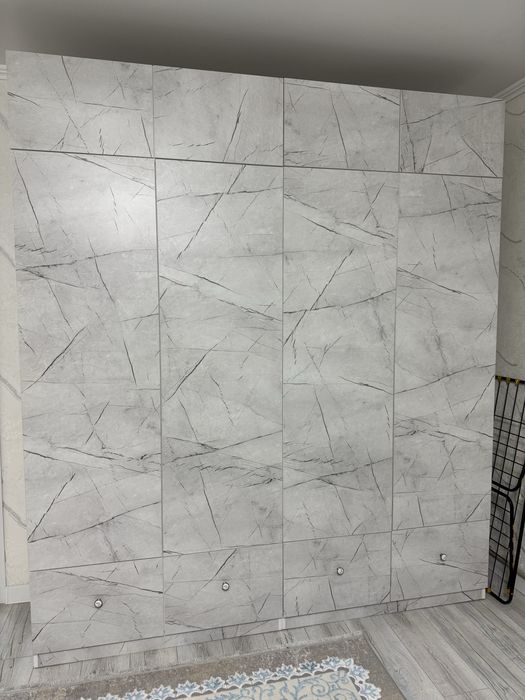 Шифоньер в цвете мрамор