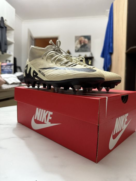 Nike air zoom Mercurial Pro