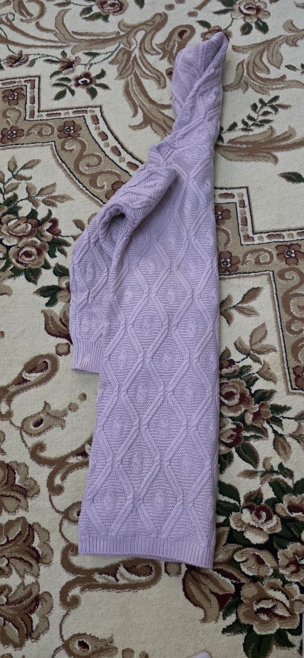 Jenfer cardigan.