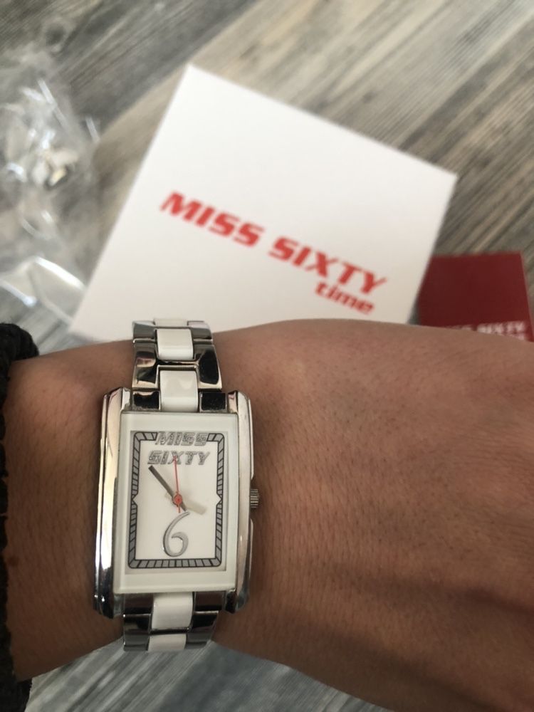 Часовник Miss Sixty(керамика)