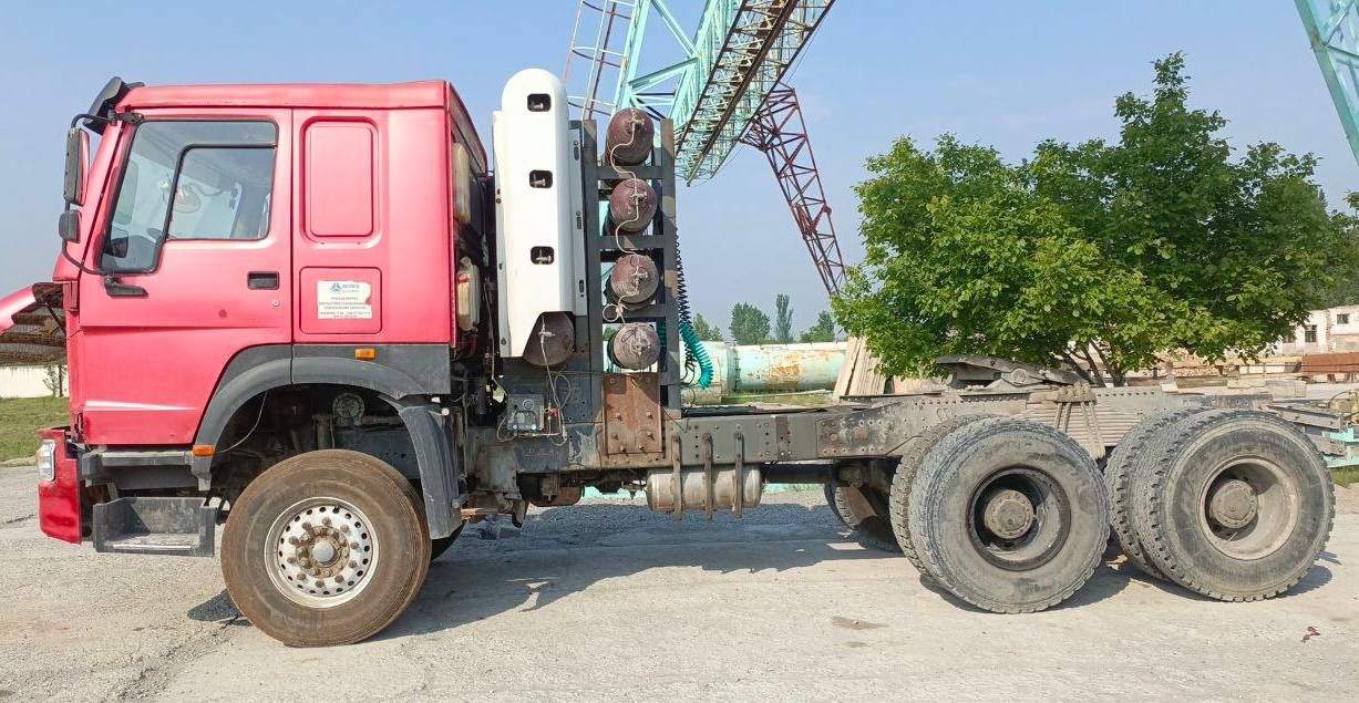 "Tgach howo"  Сотилади.  
Zavatiskoy gaz yili 2016 yil

35,000$

Hamma