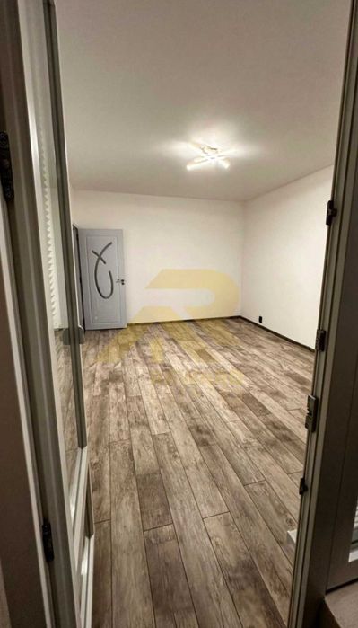 Продава се Двустаен апартамент в София, Обеля 2 - 70 кв.м за 2215 €/кв.м - Снимка #4