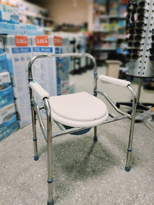 Кресло/ био туалет/ костыли