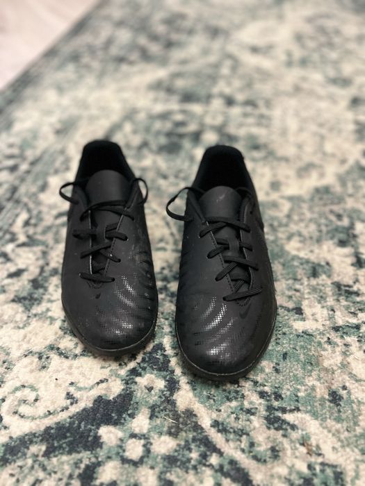 Pantofi fotbal Nike Phantom