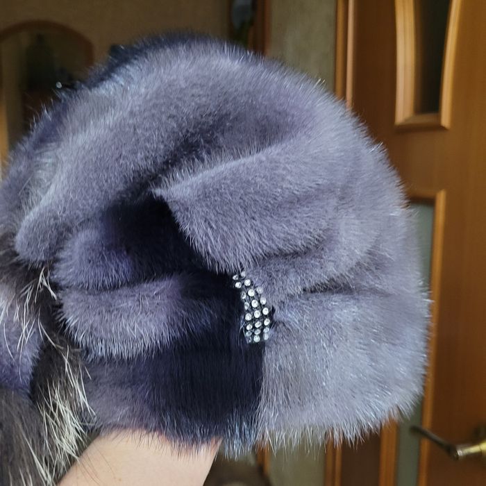 Продам очень красивую норковую шапку