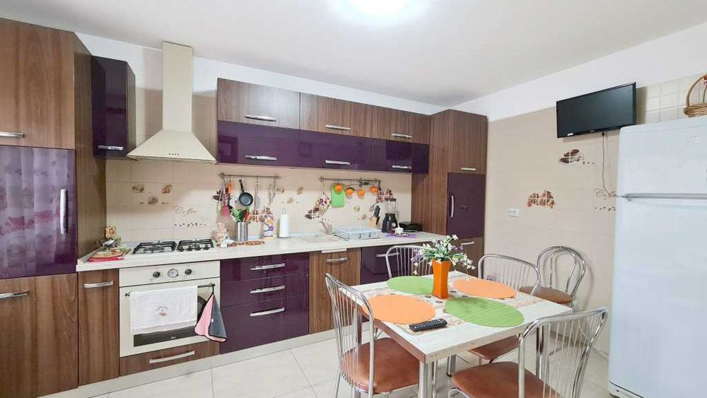 Casă modernă cu 5 camere și 5 băi confort în inima stațiunii Predeal