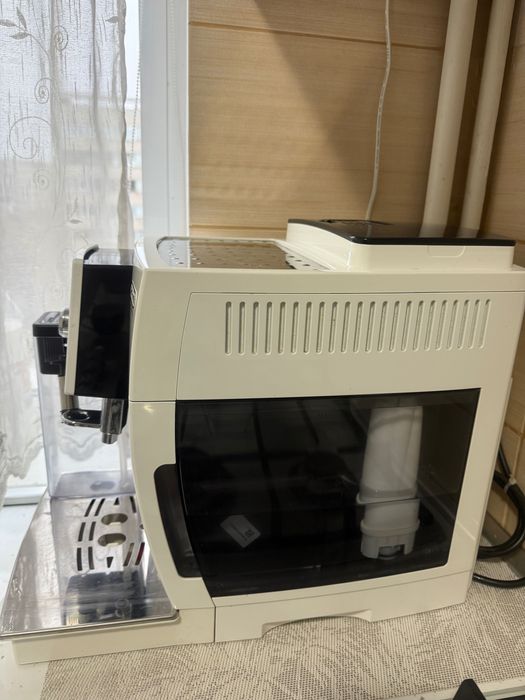 Aparat de cafea delonghi