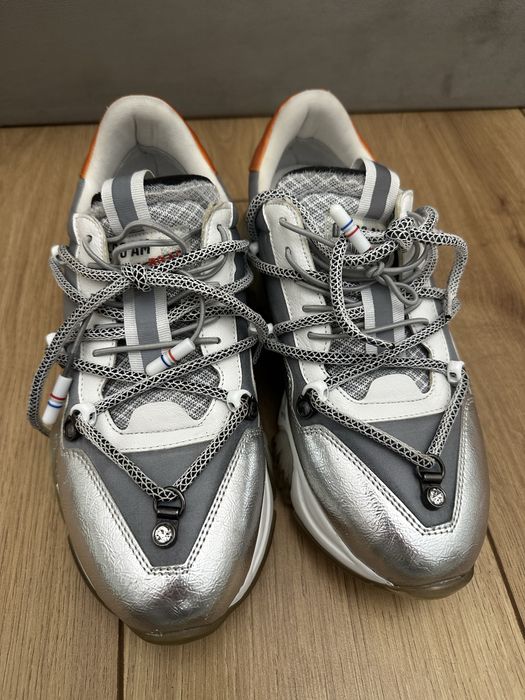 Сиви маратонки Bambi