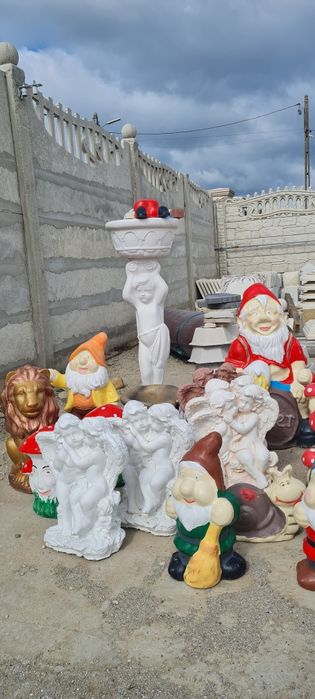Statui/ghivece/decorațiuni grădina/cismele