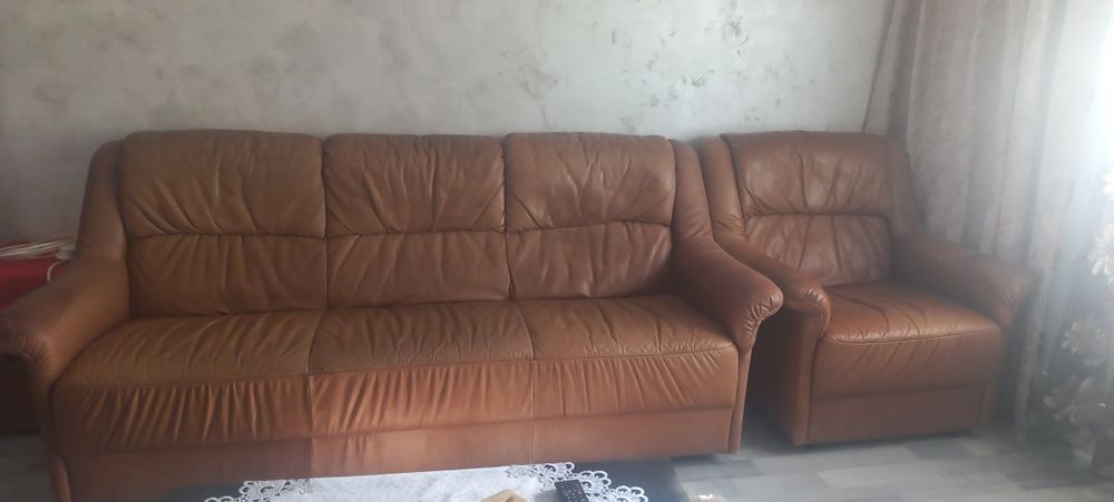 Canapea imitație piele