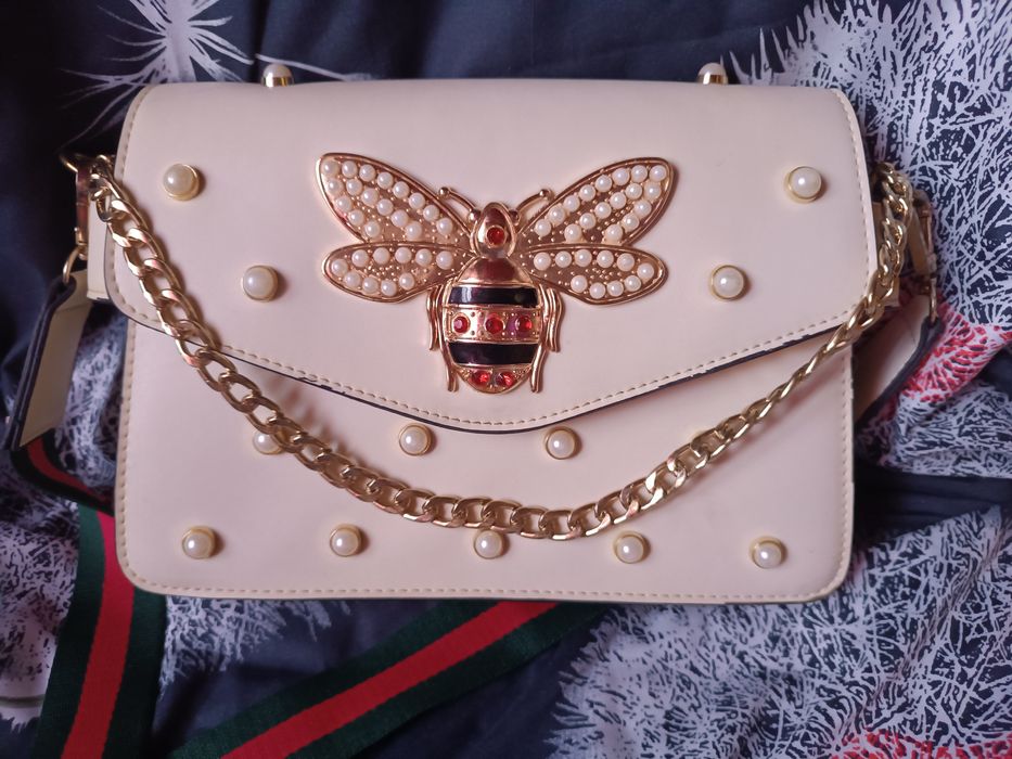 Продам классную сумку,в отличном состоянии