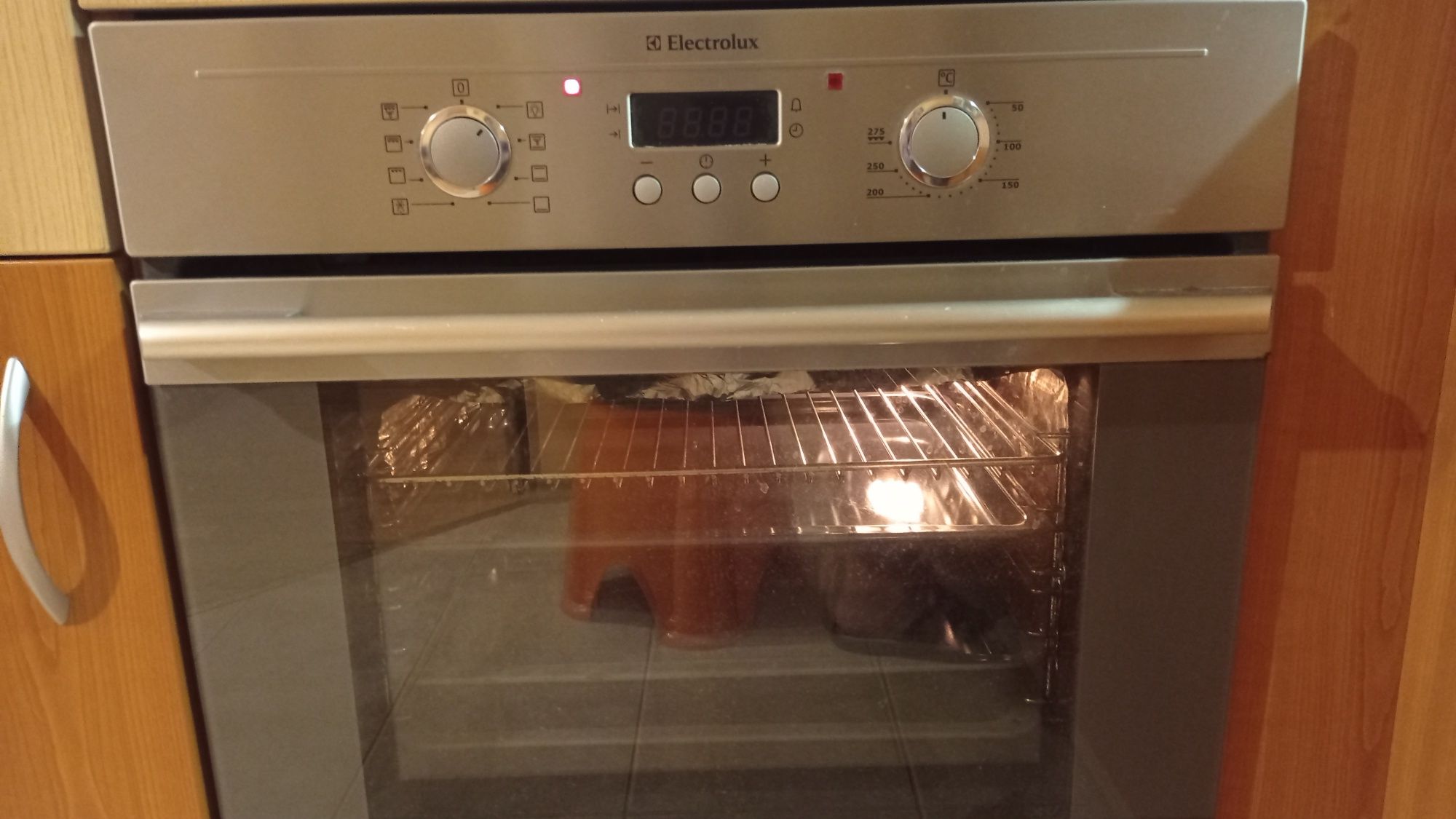 Фурна за вграждане  Electrolux за части