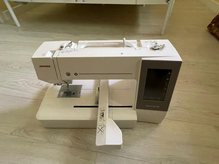 Вышивательная машинка