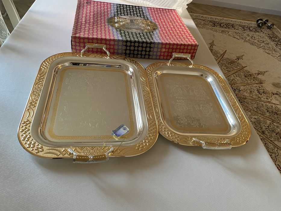 Разнос для гостей