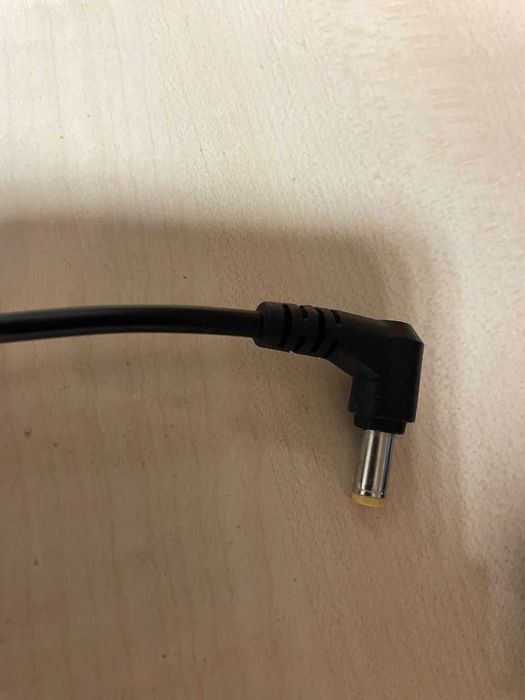 Cablu de încărcare laptop