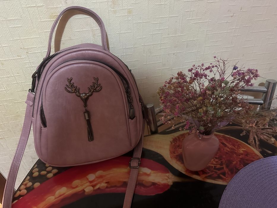 Продаю сумочки в хорошем состоянии