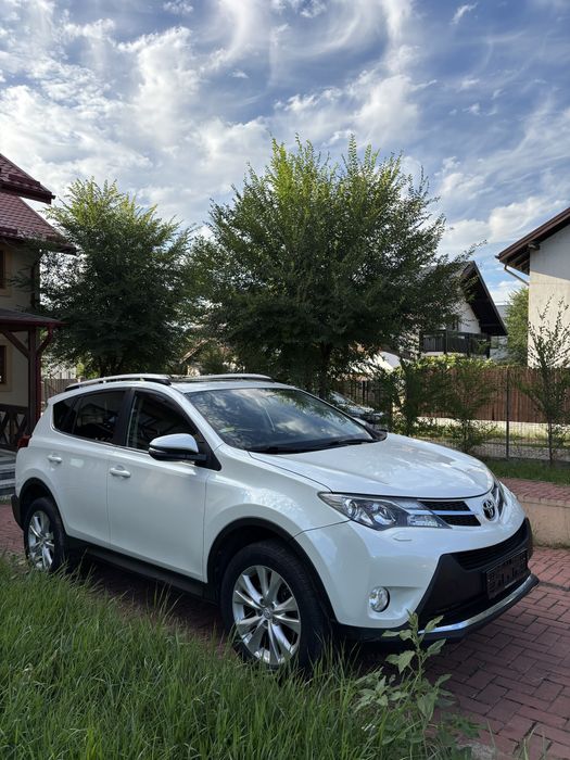 Toyota Rav 4 FULL automat 2.2 diesel 2013