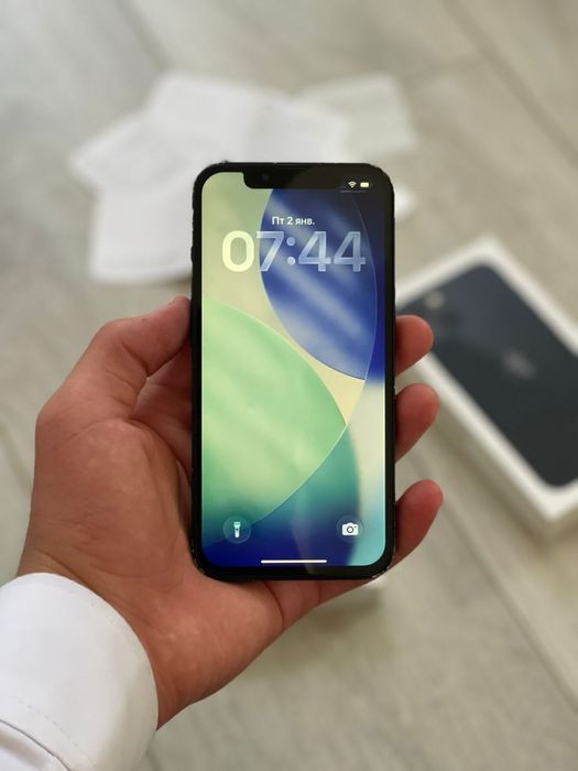 Продам 13iphone 128гб срочно