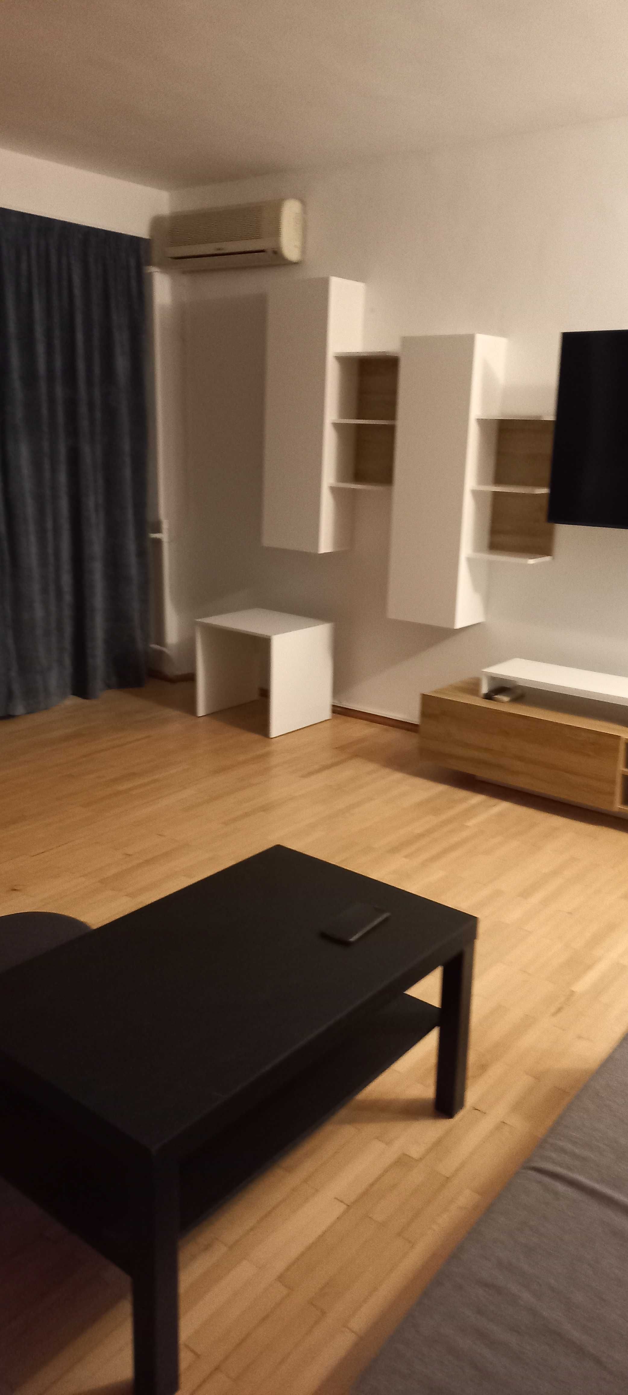 Apartament 2 camere  lângă stația de metrou Unirii /bld D. Cantemir