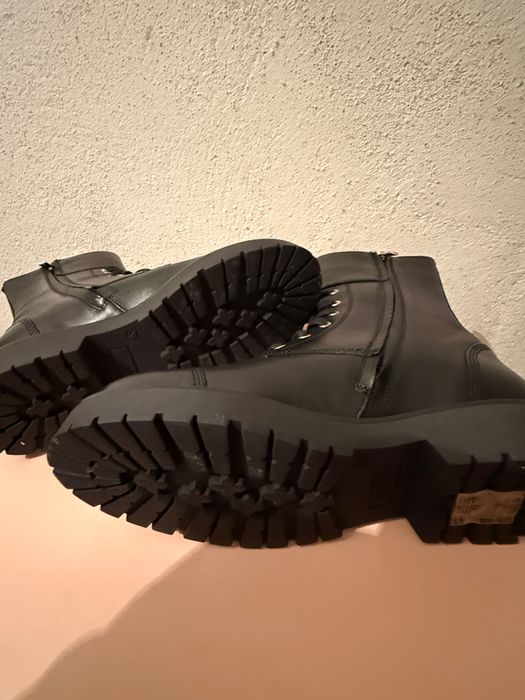 Нови боти Twinset 38