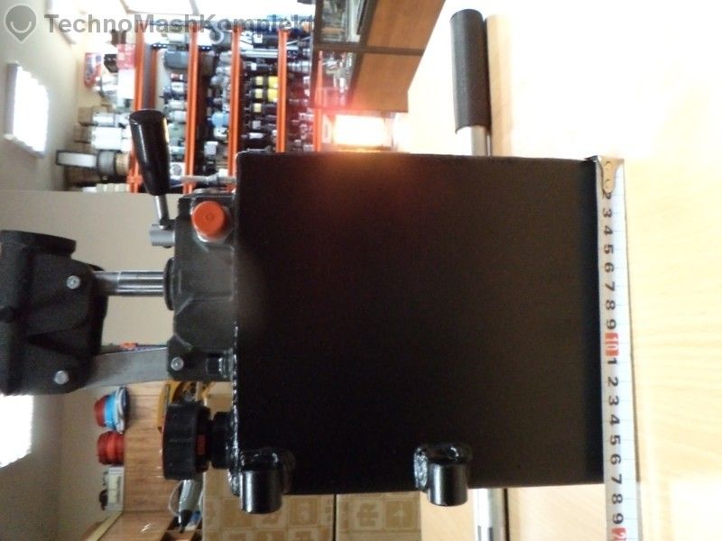 ръчна хидравлична помпа