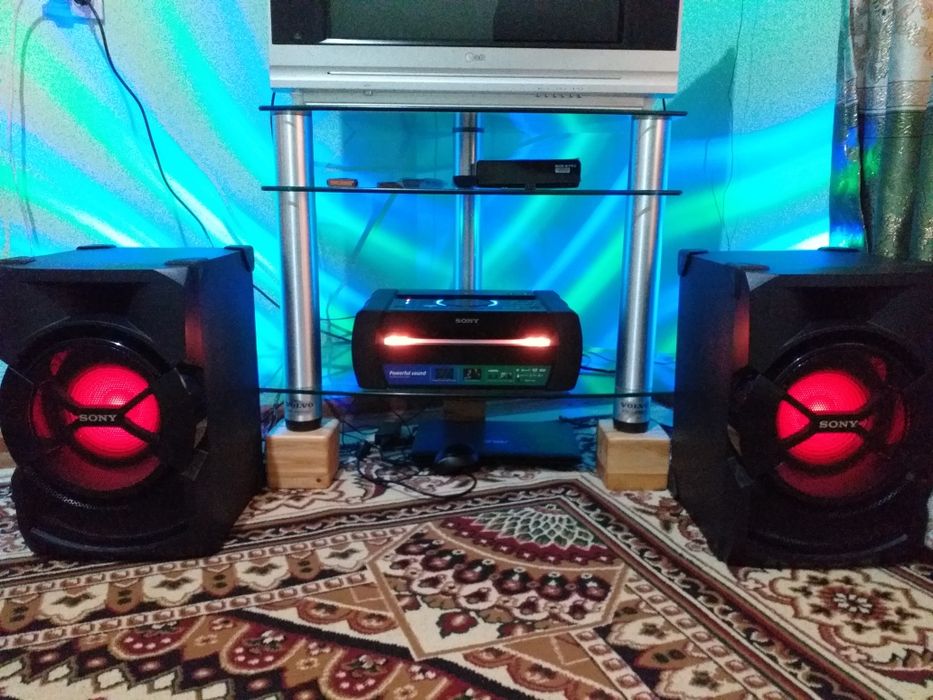 Muzikalni sentr SONY SHAKE X10D sotiladi 1200W RMS