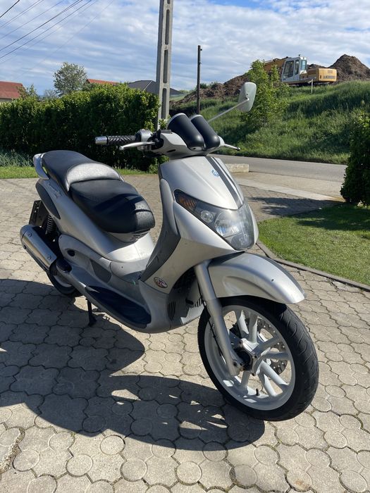 Piaggio beverly 200