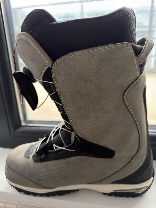 Snowboard boots Nitro Chase BOA Stone 290