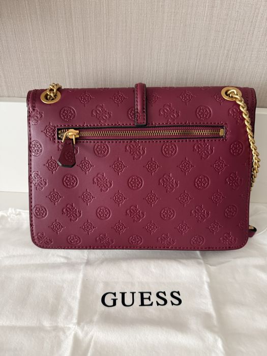 Дамска чанта Guess оригинална