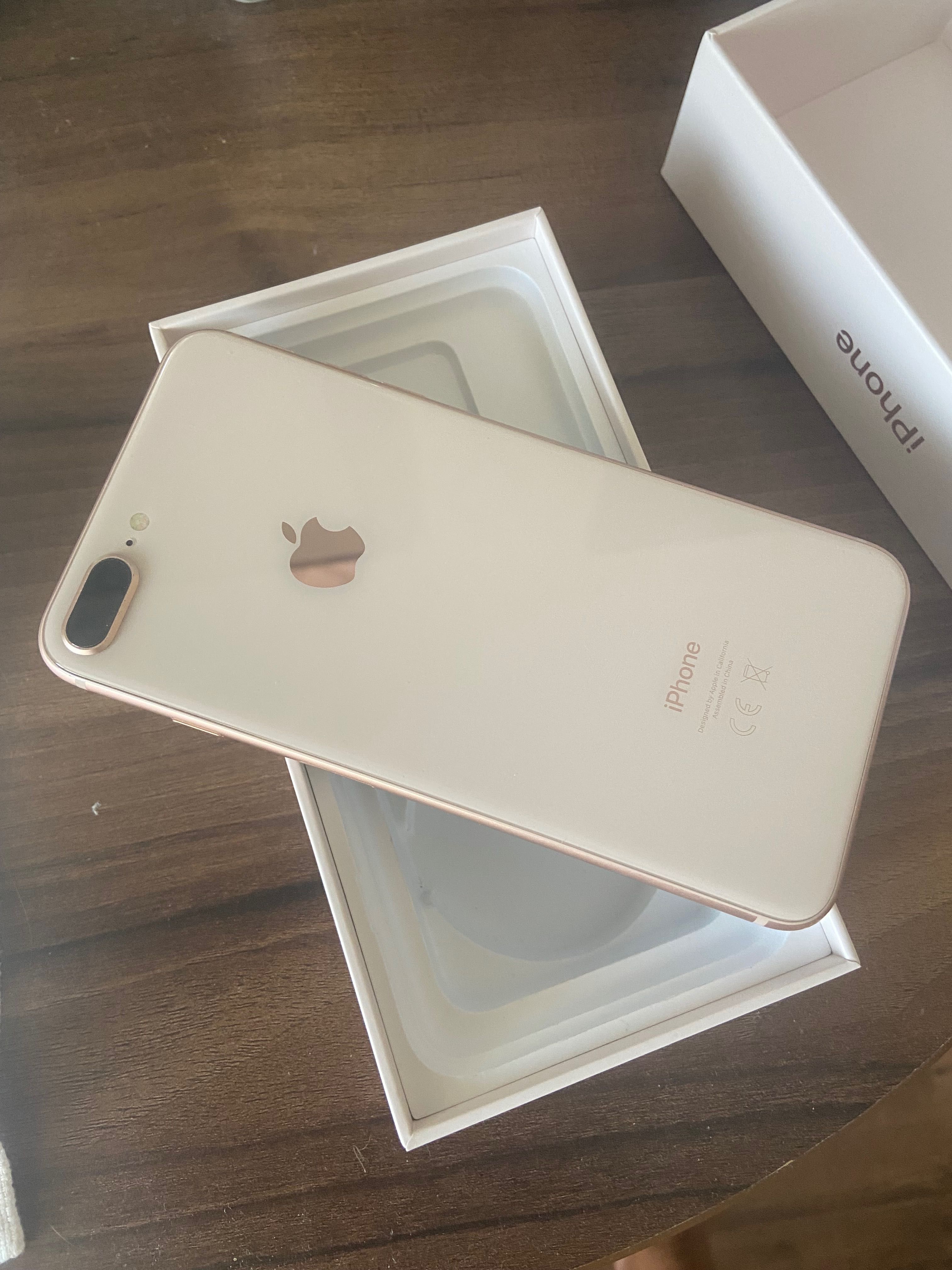 iPhone 8 Plus  +