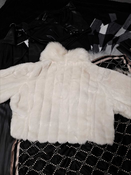 Haină scurtă eco Cream Luxe