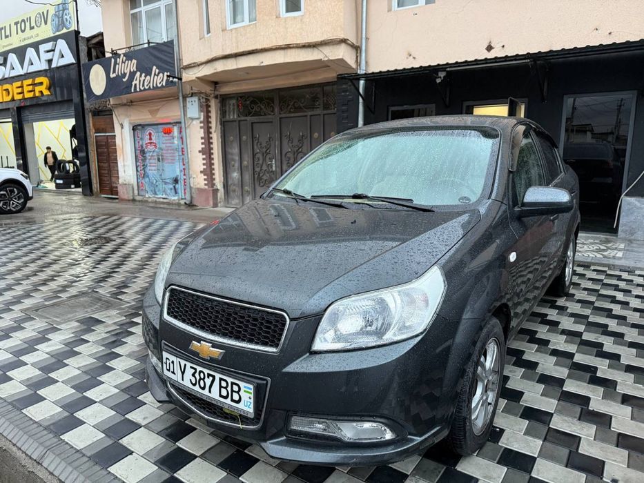 Nexia 3 avtomat sotiladi