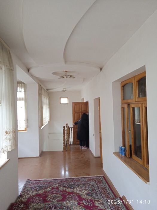 Продажа.Яшнобод.Рисивый..2 дом 4+5ком.3.соток.2.этажних.свой