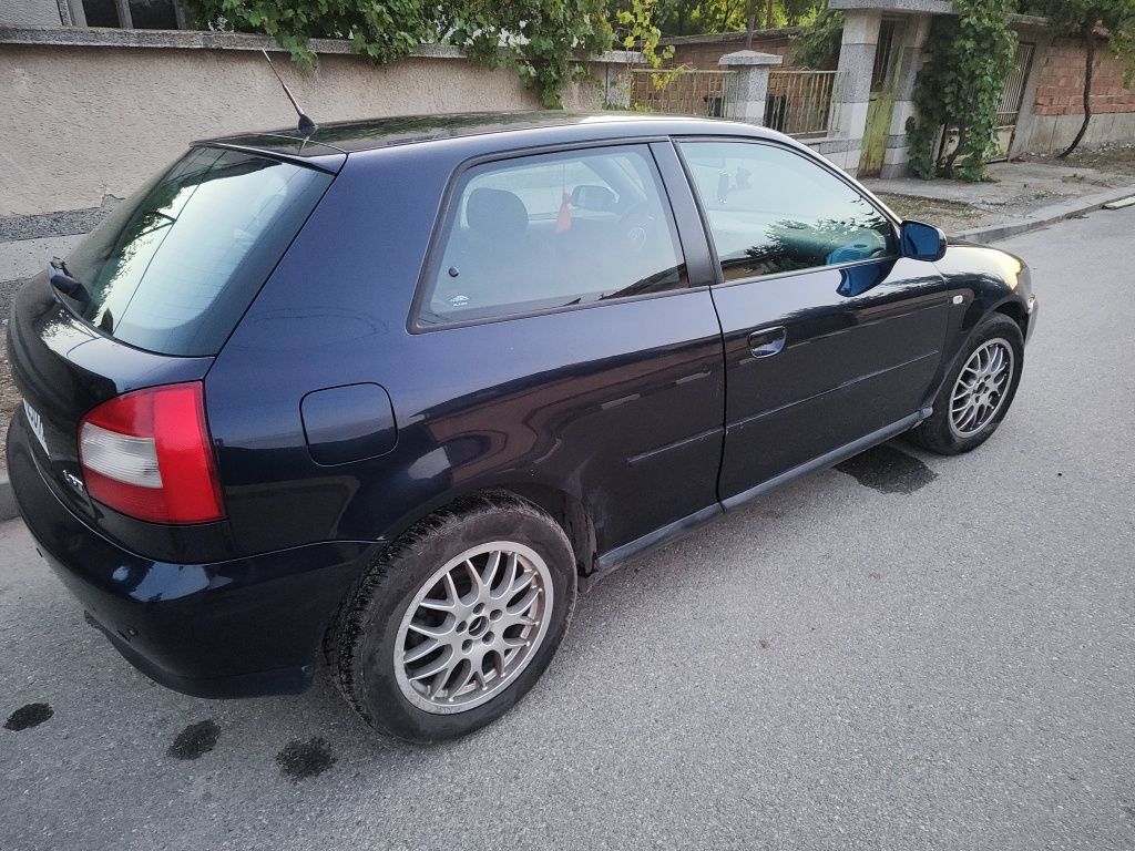 Audi A3 1.8T 180кс автоматик, газ