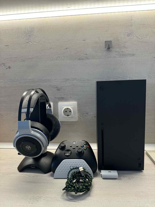 Xbox Series X Пълен Комплект