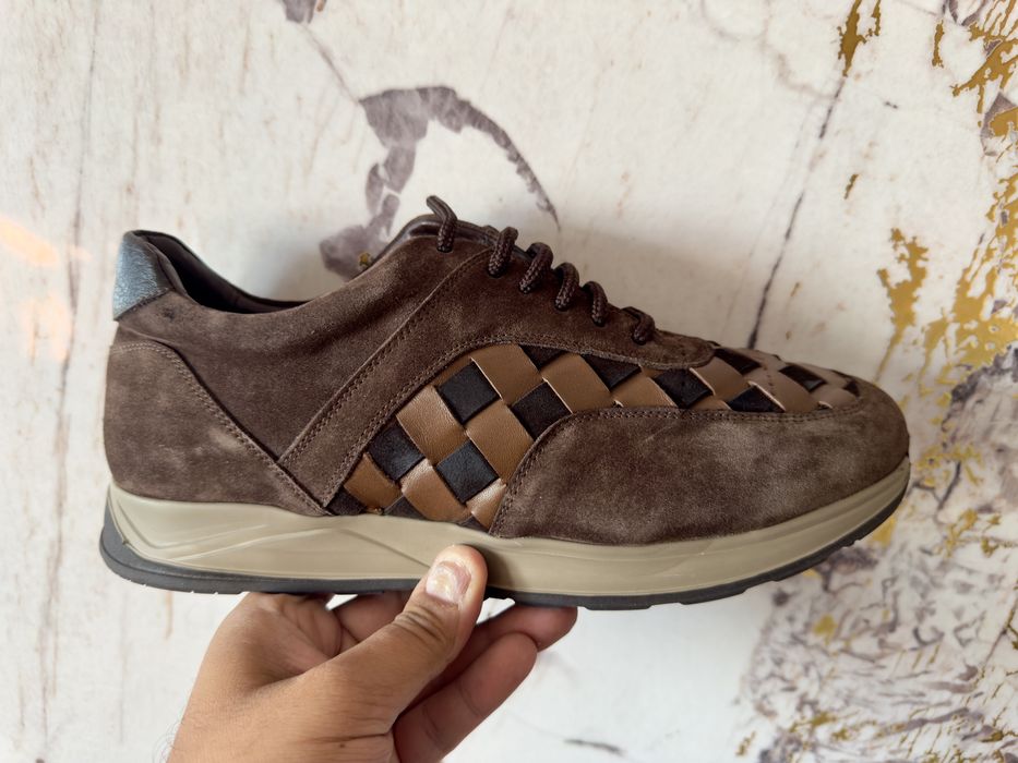 Натуральная плетёные кожаная обувь