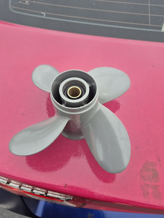 Elice originala 11  motor barca Honda 8- 20 hp