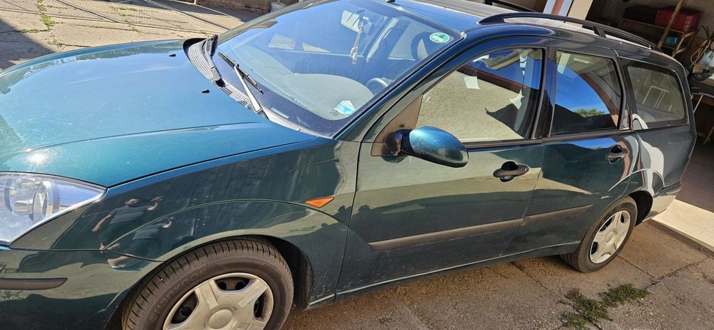 Vand Ford Focus 1.6 Combi Benzina 2002