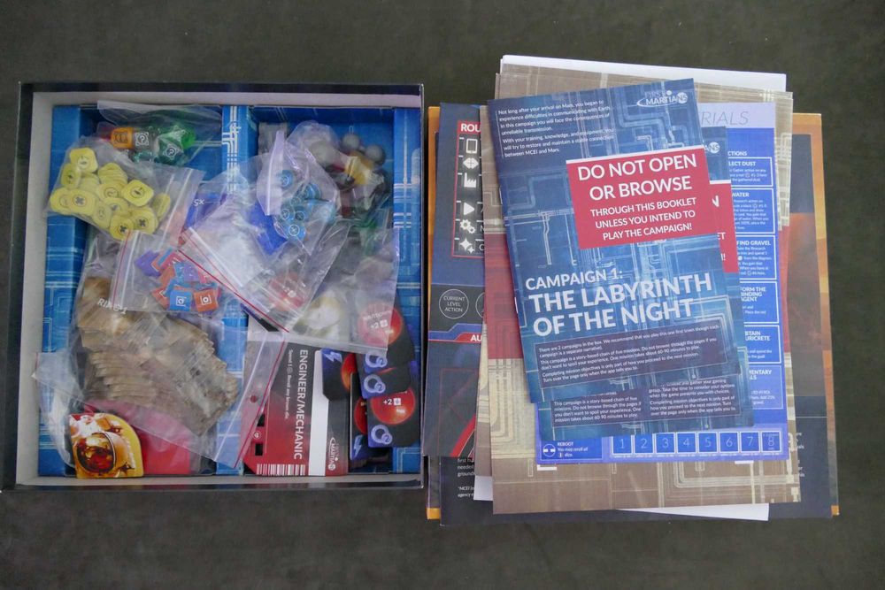 Vând joc First Martian Board Game