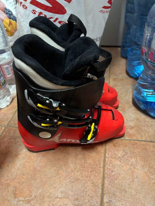 Ски обувки Atomic