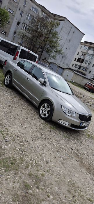 Vând  Skoda Superb 2