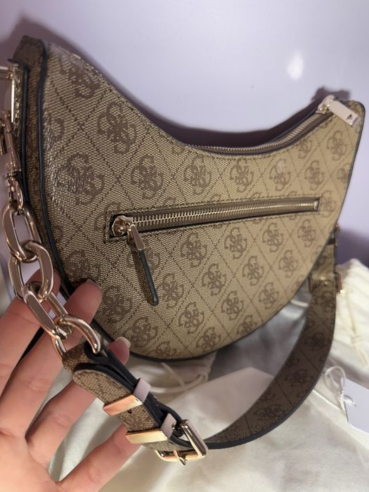 Чанта guess.