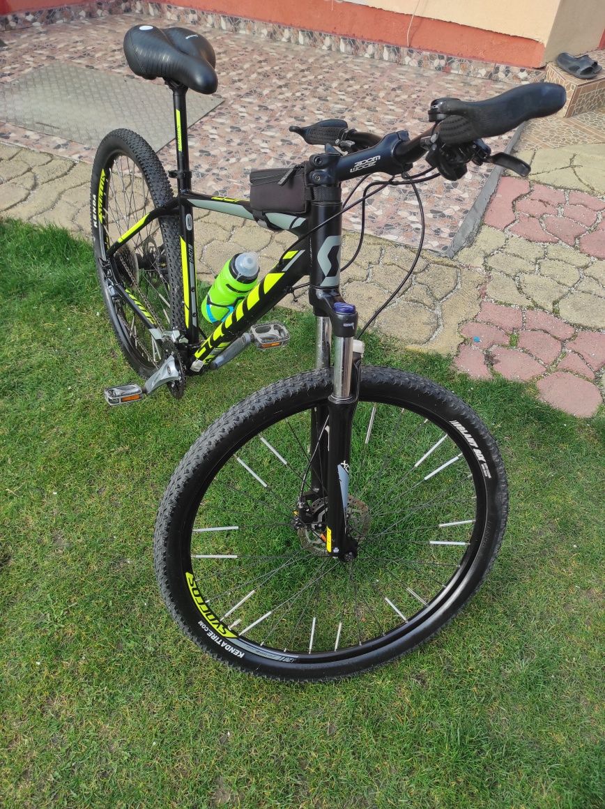 Vând bicicleta SCOTT SCALE 940,cadru mărime L