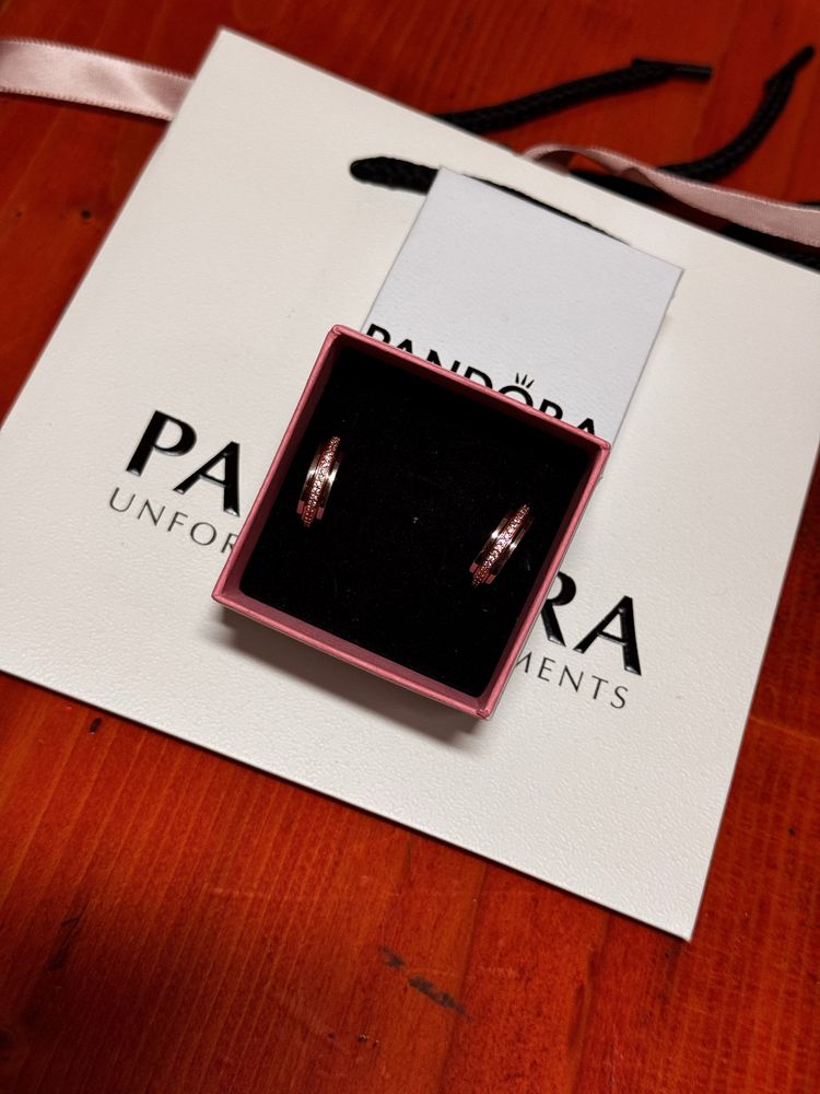 Pandora обеци Пандора