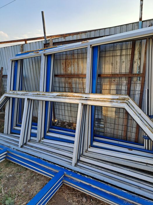 Окна пластиковые,стеклопакеты б/у